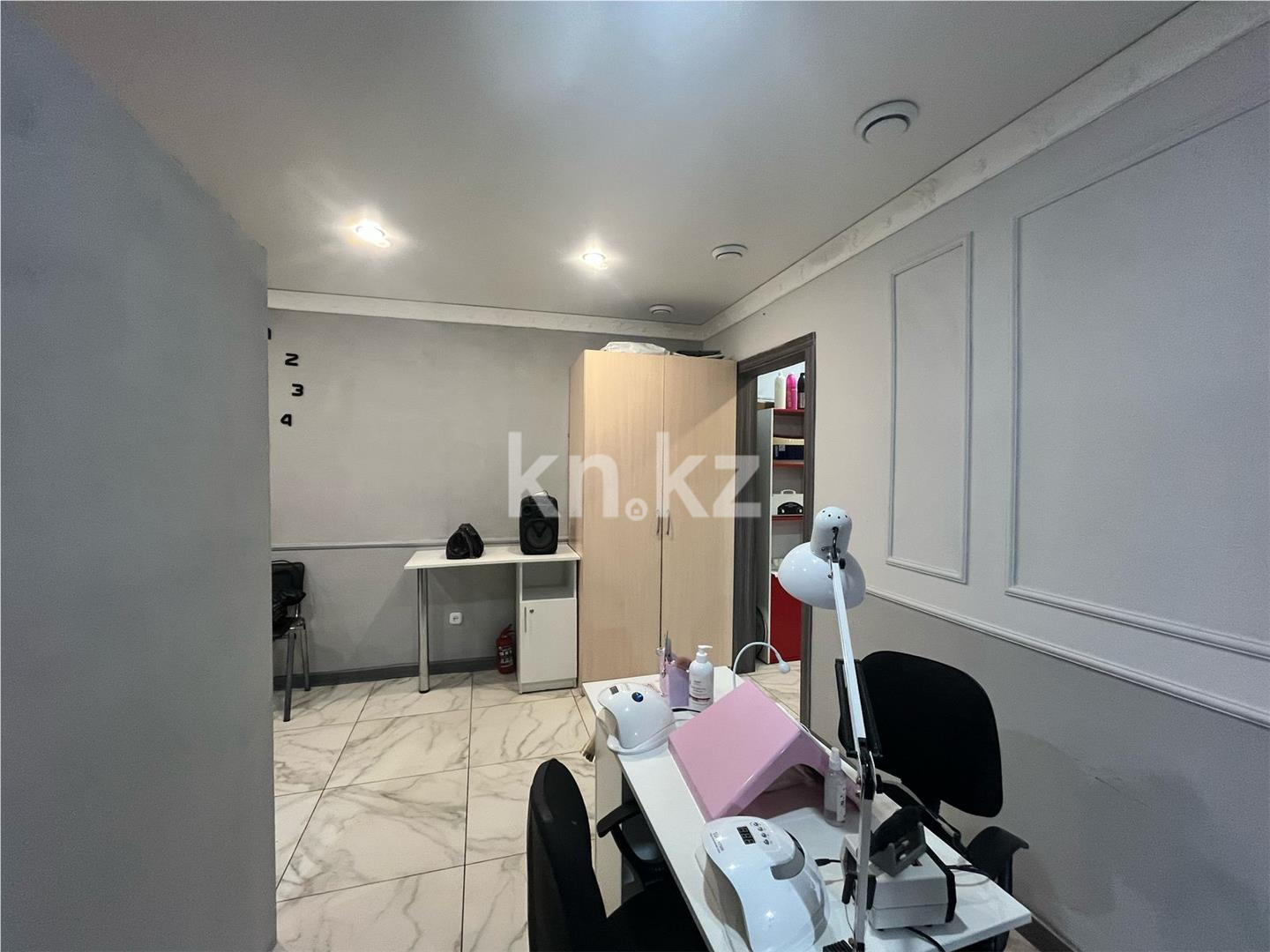 Продажа , 60 м², мкр-н Восток-2 - Продажа офисных и торговых помещений в Караганде фото 6 из 8