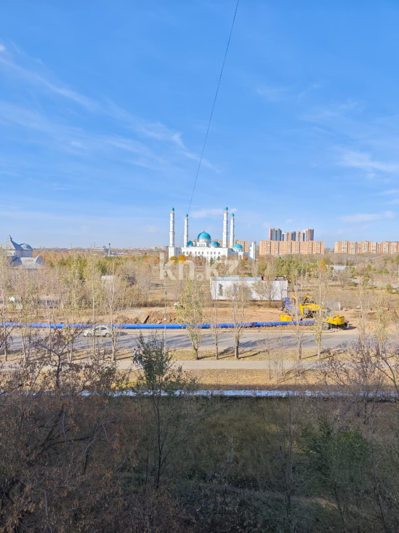 Продажа 4-комнатной квартиры, 75 м², пр. Шахтеров, дом  7 - Продажа квартир в Караганде с фото фото 5 из 20