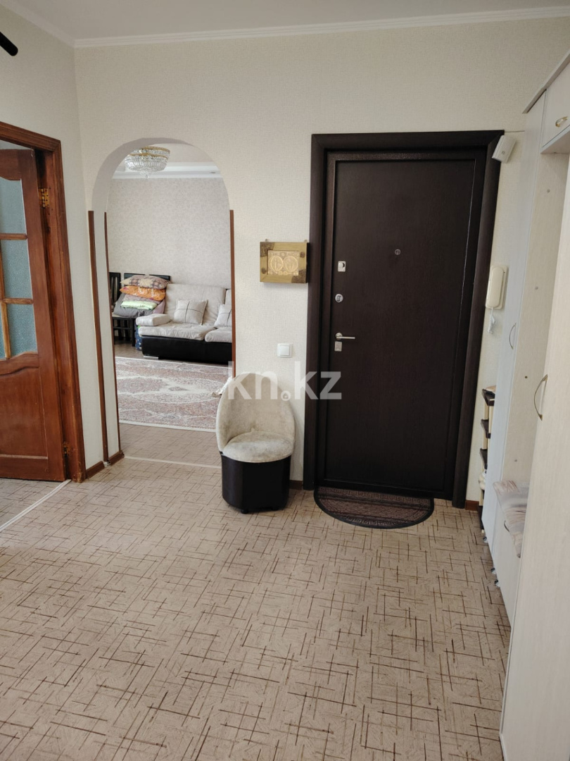 Продажа 3-комнатной квартиры, 64 м², мкр-н Гульдер-1, дом  1 - Продажа квартир в Караганде фото 8 из 8