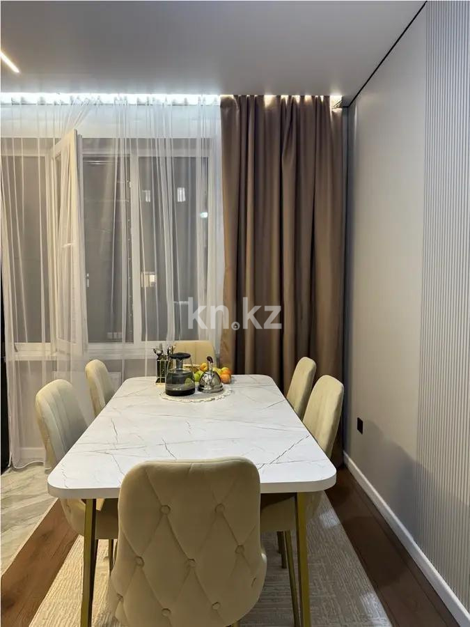 Продажа 3-комнатной квартиры, 78 м², ул. Омарова, дом  1 в Алматы - фото 4