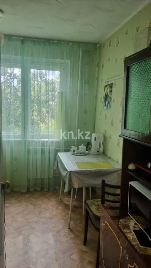 Продажа 3-комнатной квартиры, 68 м², мкр-н 11а, дом  24 в Караганде - фото 3