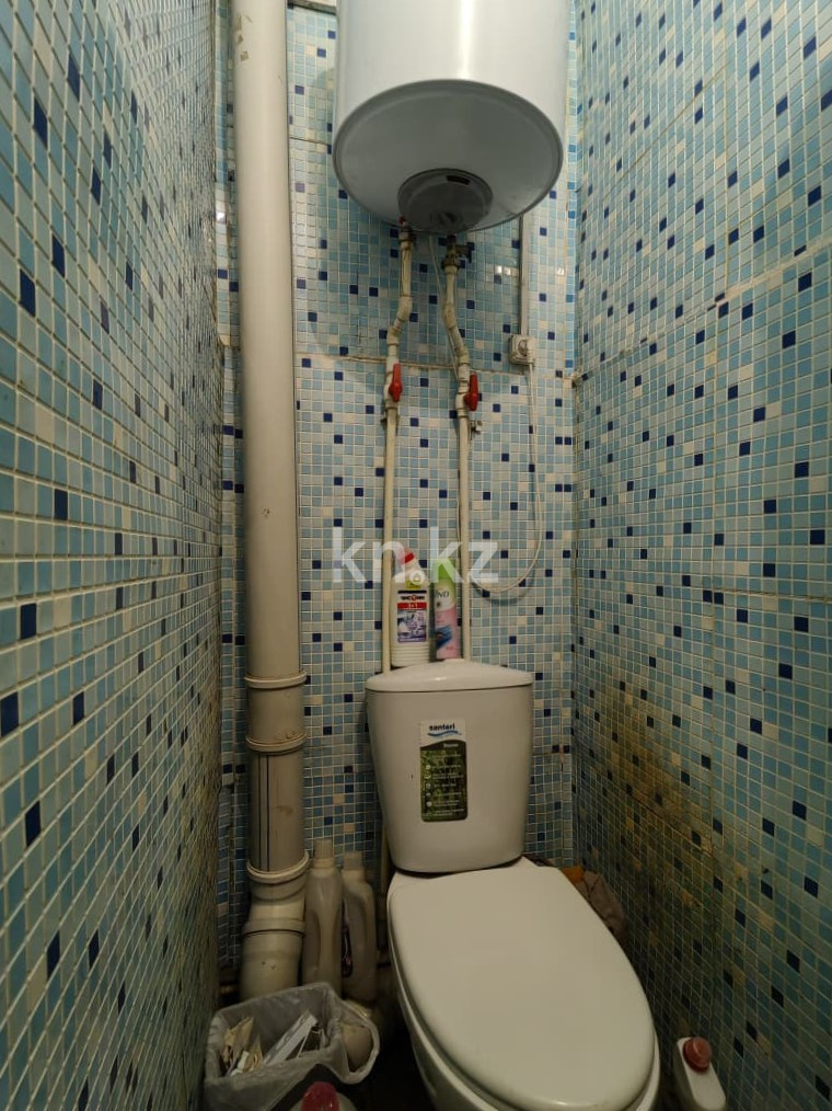 Продажа 2-комнатной квартиры, 65 м² - Продажа двухкомнатных квартир в Караганде - страница 2 фото 17 из 24