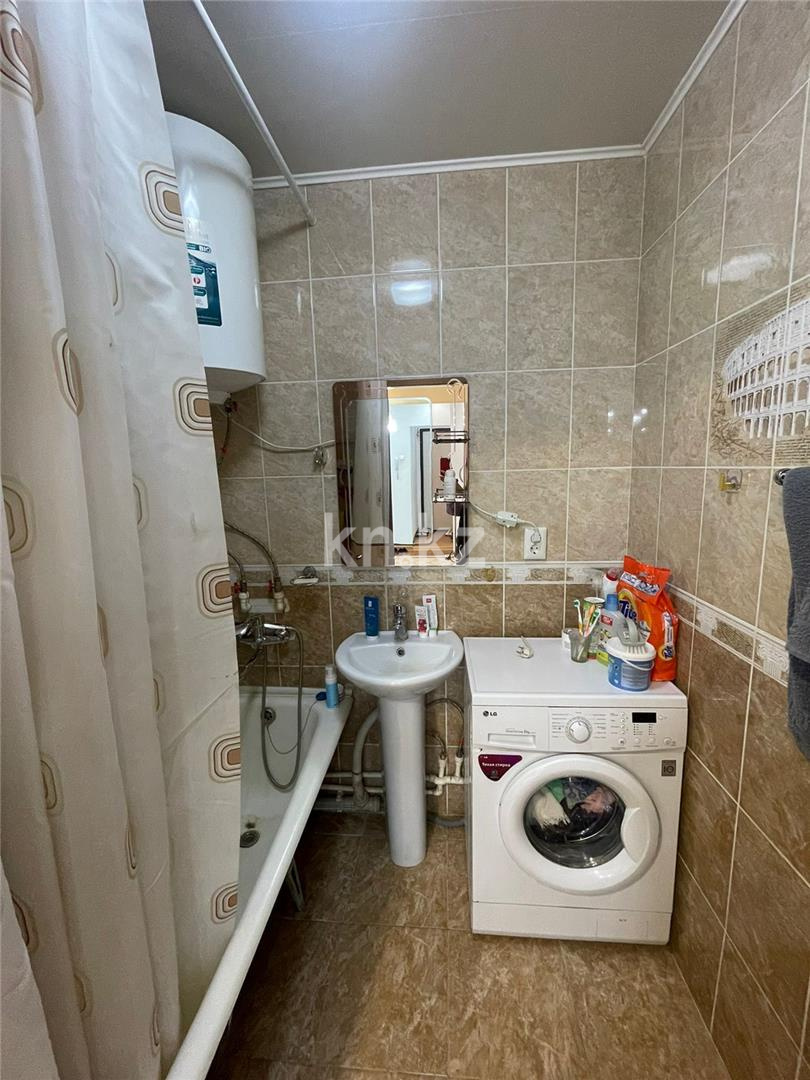 Продажа 4-комнатной квартиры, 77 м², мкр-н Степной-4 - Продажа  четырехкомнатных квартир в Караганде фото 12 из 16