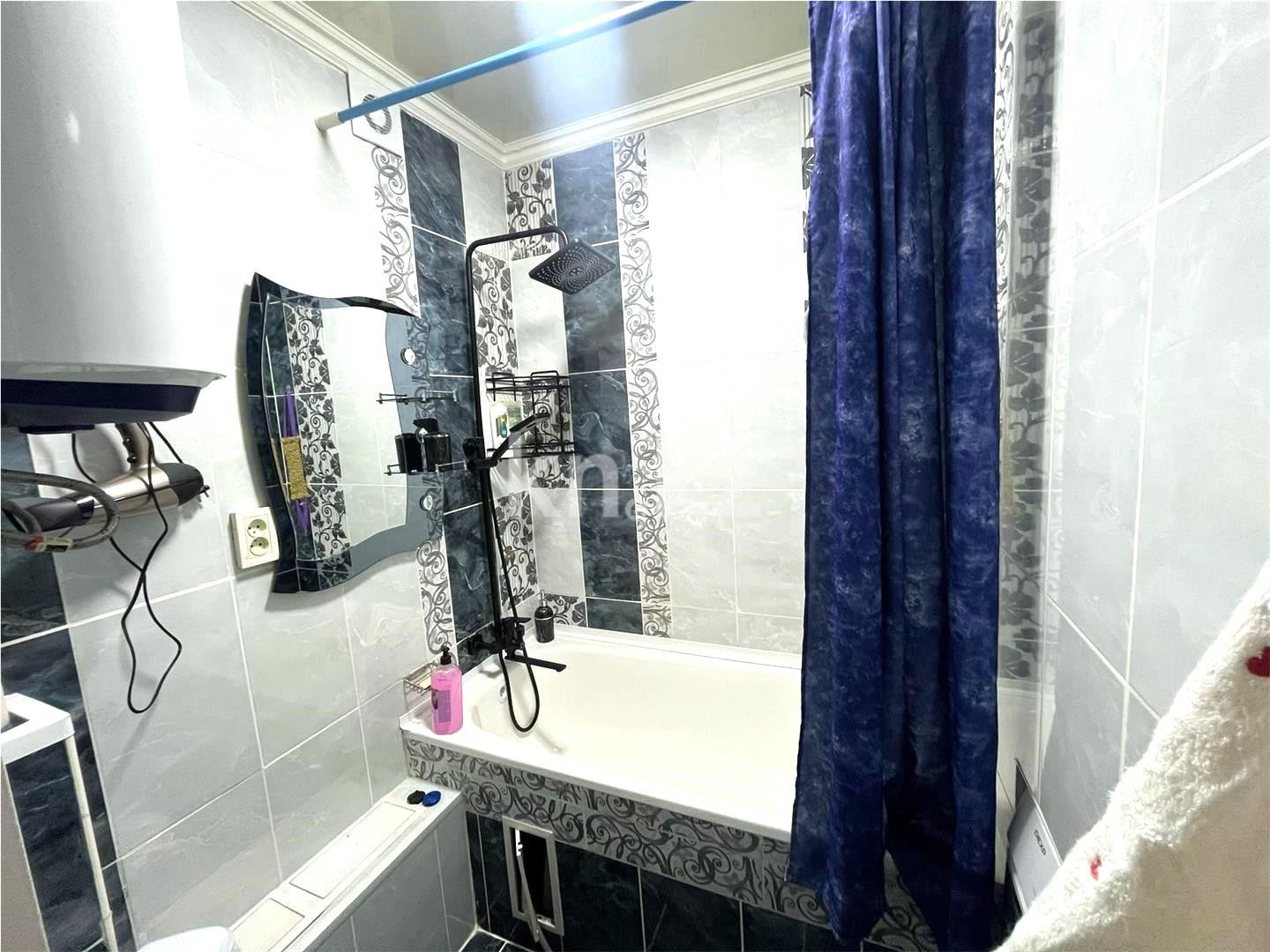 Продажа 2-комнатной квартиры, 45 м², пр. Бухар-жырау - Продажа квартир в Караганде фото 6 из 7