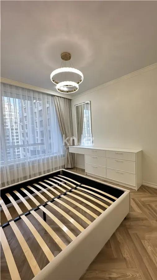 Продажа 2-комнатной квартиры, 56 м², пр. Аль-Фараби, дом  27/3 в Алматы - фото 2