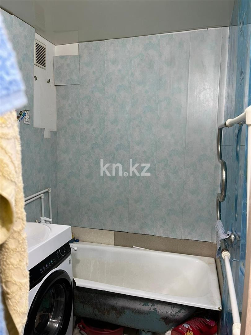 Продажа 2-комнатной квартиры, 47 м², мкр-н 12 в Караганде - фото 8