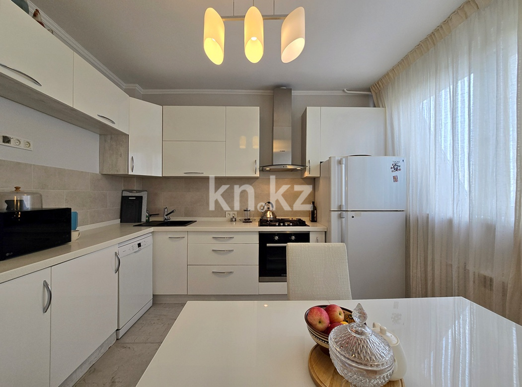 Продажа 3-комнатной квартиры, 71 м², ул. Рыскулбекова - Продажа квартир в Алматы фото 1 из 39