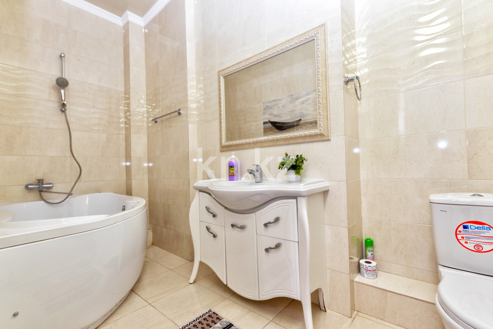 Аренда 3-комнатной квартиры посуточно, 130 м², ул. Керей, Жанибек хандар, дом  14/2 - ул. Сауран - Аренда квартир посуточно в Астане без посредников фото 14 из 17