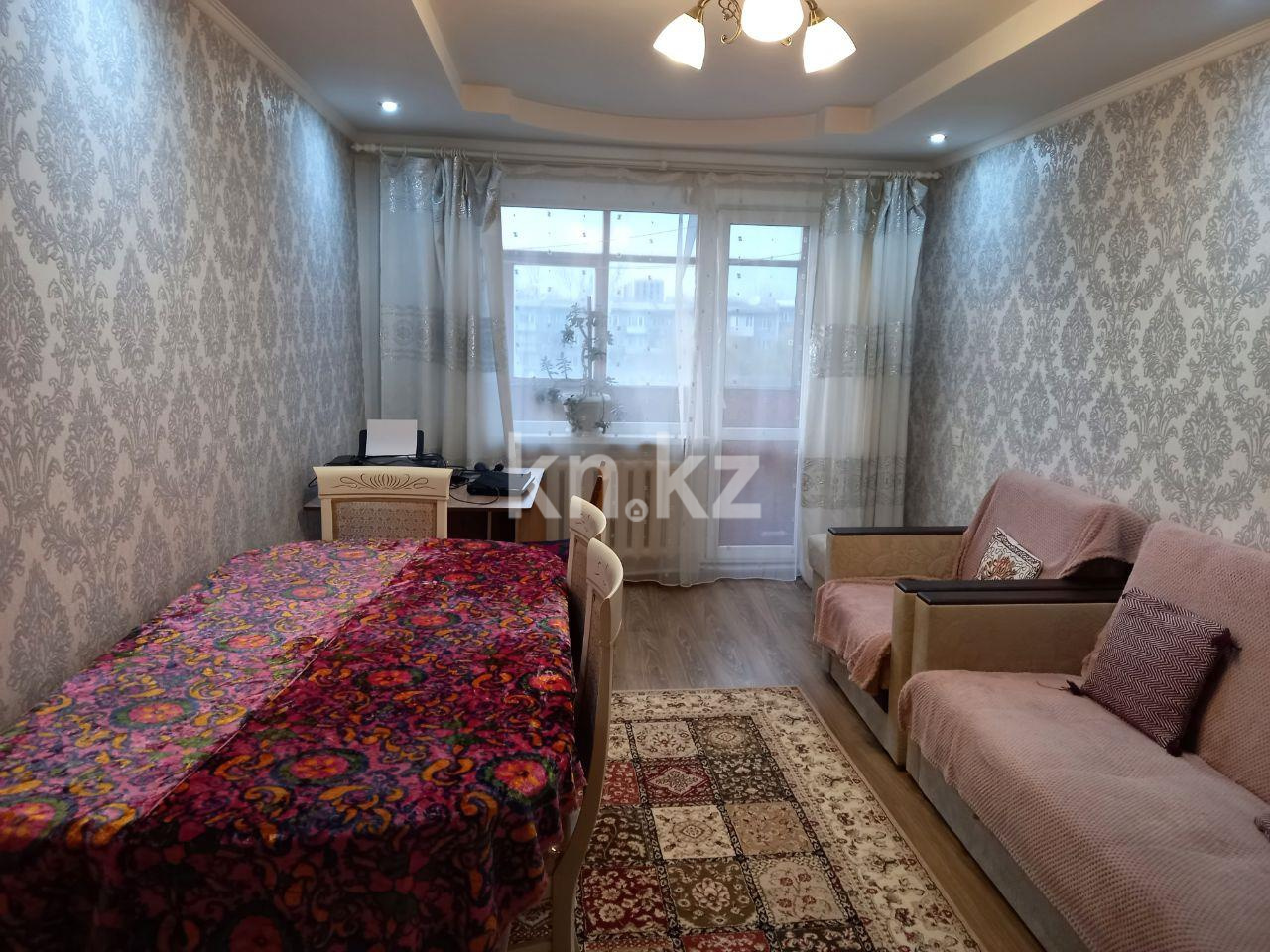 Продажа 3-комнатной квартиры, 62 м², пр. Строителей - Продажа  трехкомнатных квартир в Караганде фото 2 из 21