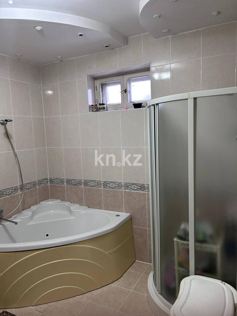 Аренда 8-комнатного дома, 392 м², ул. Акарыс - Аренда домов в Астане фото 32 из 37