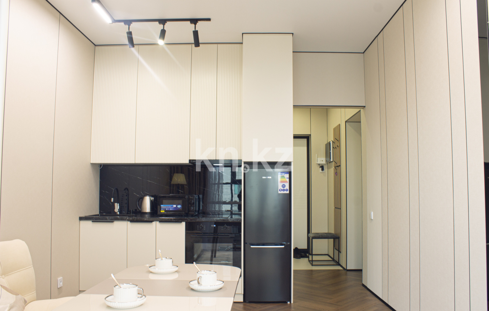 Аренда 2-комнатной квартиры посуточно, 53 м² - Аренда двухкомнатных квартир посуточно от хозяев в Алматы фото 9 из 22