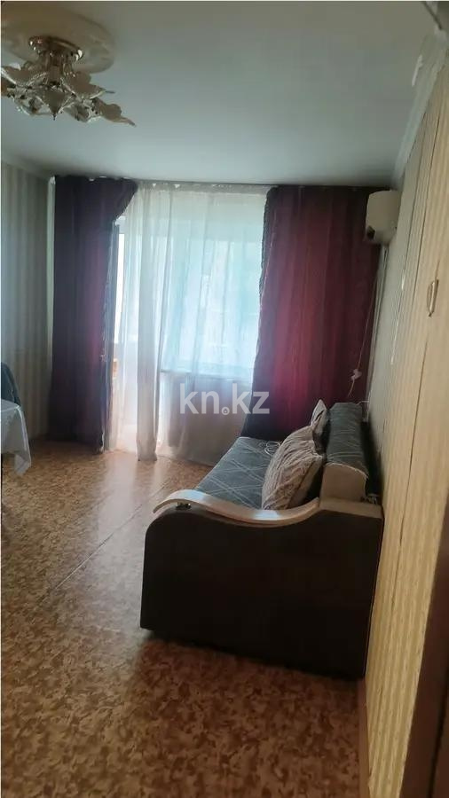 Продажа 3-комнатной квартиры, 48 м² - Продажа квартир на Юго-Востоке Караганды - страница 11 фото 1 из 6