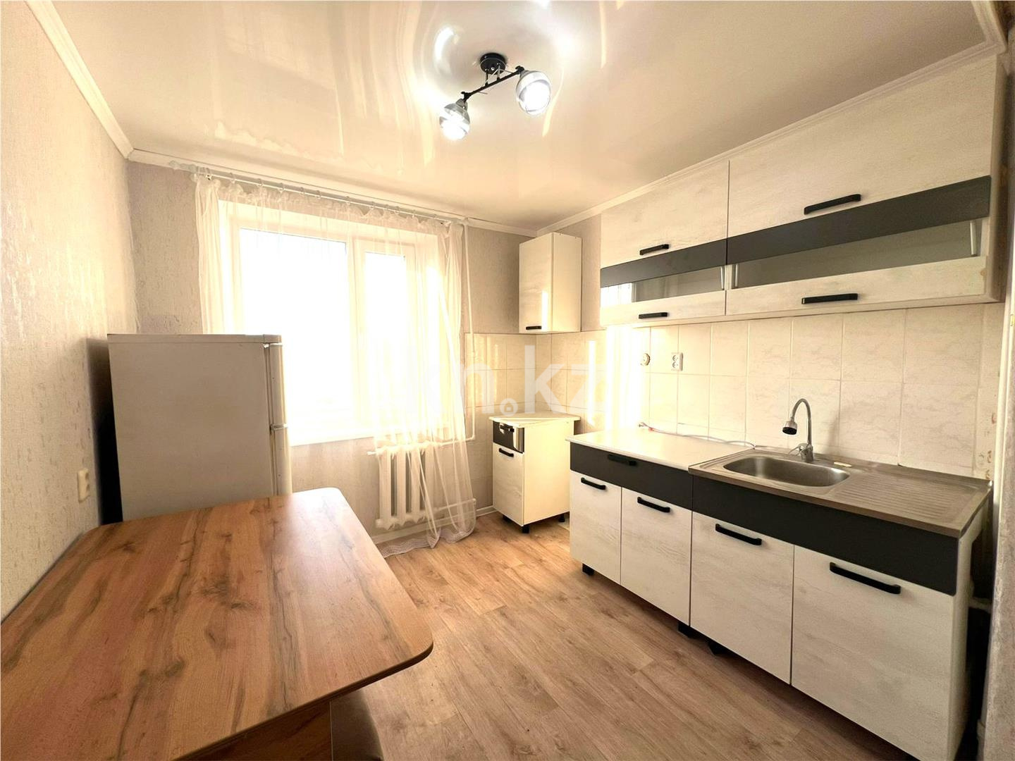 Продажа 2-комнатной квартиры, 49 м², мкр-н Мамраева (Восток-5) - Продажа квартир в Караганде фото 7 из 17