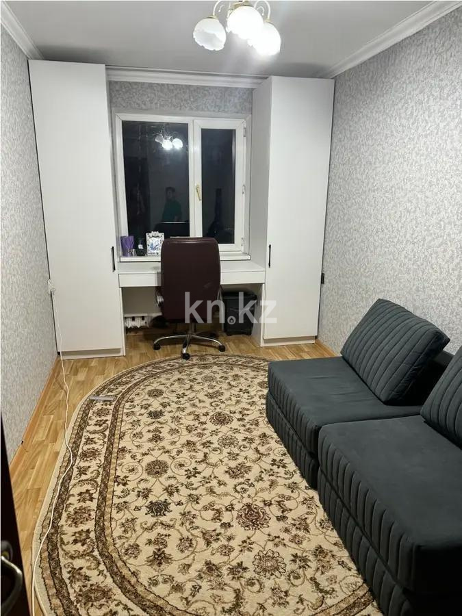Продажа 3-комнатной квартиры, 59 м², 9 мкр., дом  34 в Алматы - фото 2