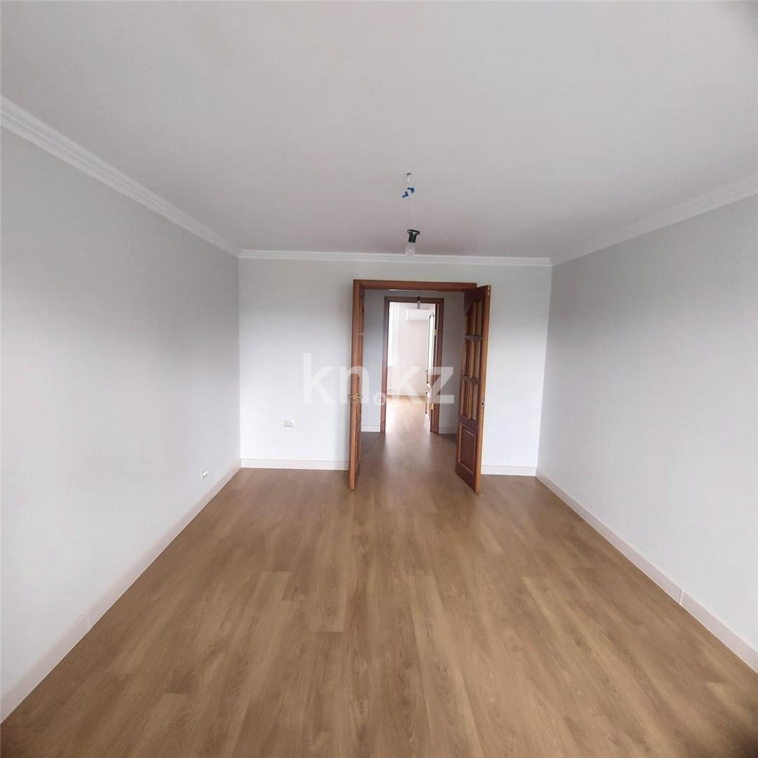 Продажа 3-комнатной квартиры, 63 м², пр. Назарбаева в Караганде - фото 2