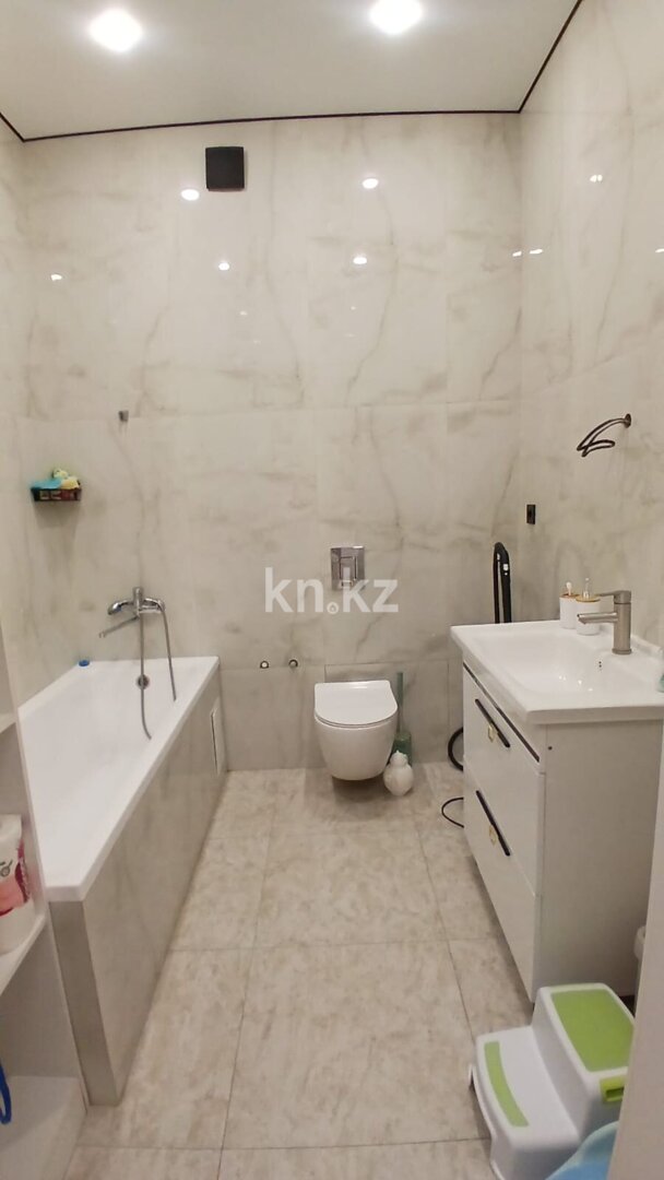 Продажа 4-комнатной квартиры, 172 м² в Астане - фото 13