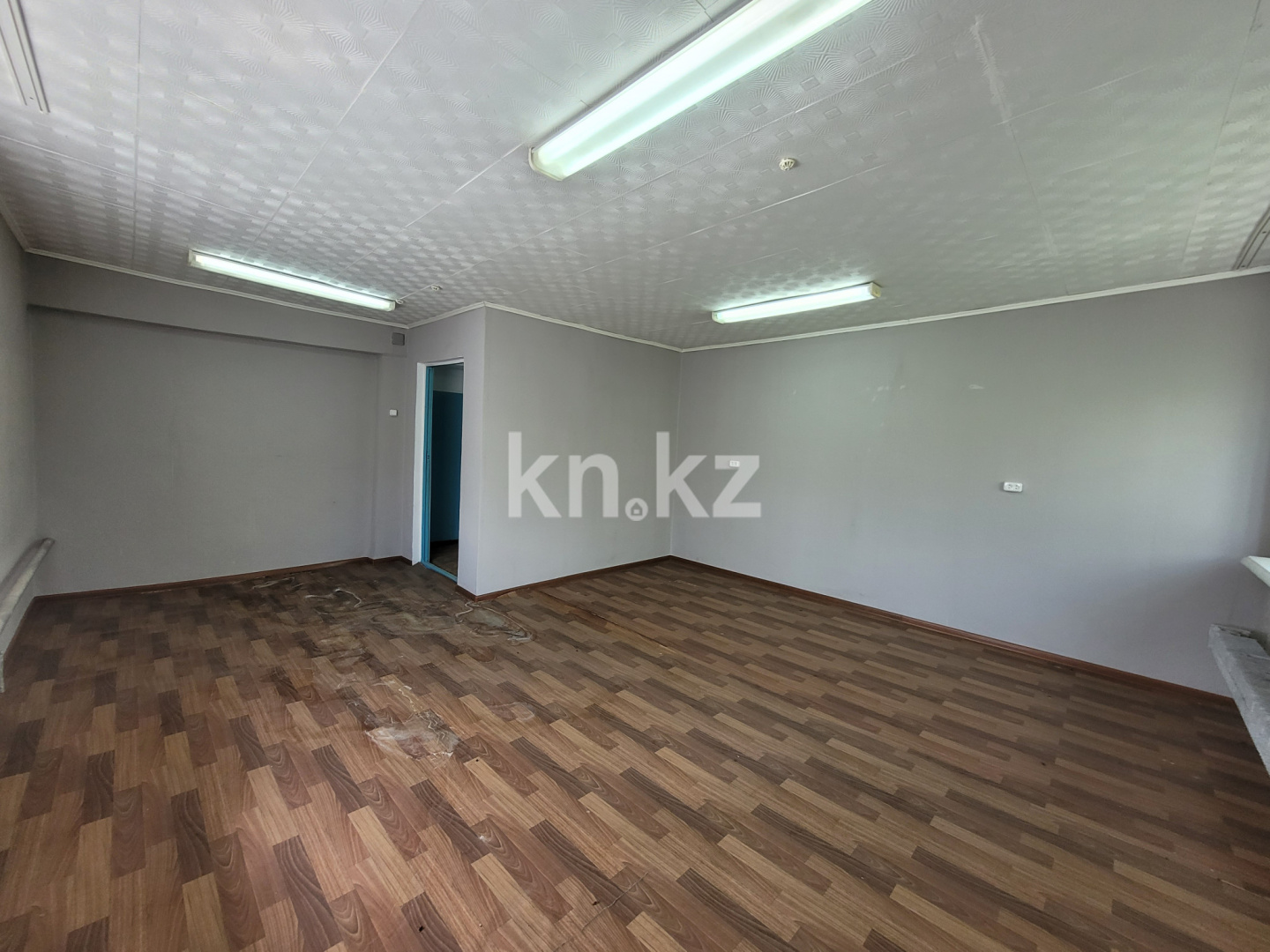 Аренда , ул. Ержанова, дом  10 - Аренда офисных и торговых помещений в Караганде с фото фото 4 из 7