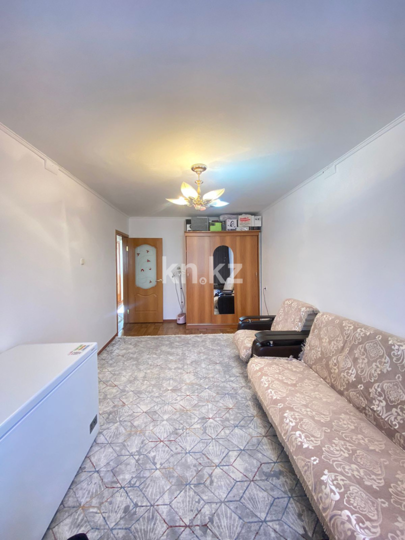 Продажа 3-комнатной квартиры, 63 м², ул. Муканова, дом  10 в Караганде - фото 4