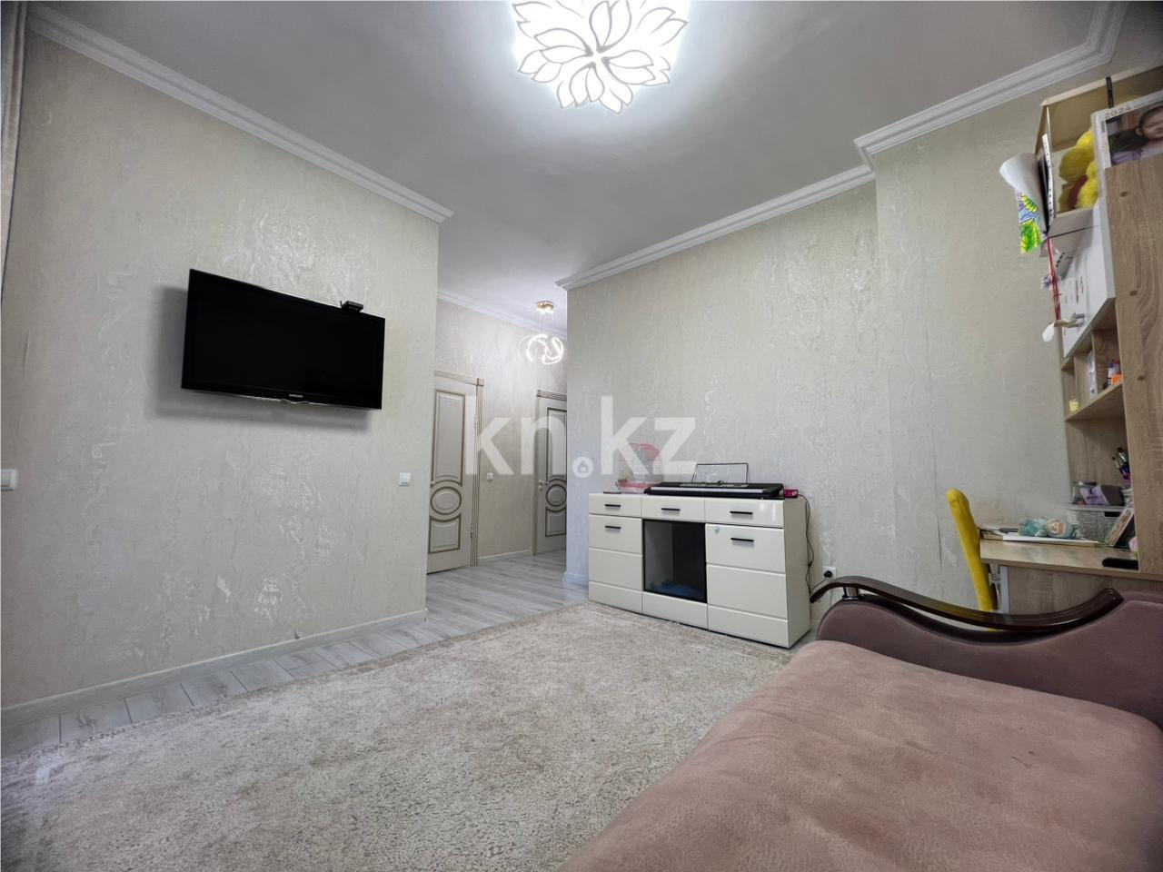 Продажа 2-комнатной квартиры, 53 м², пр. Шахтеров, дом  52б в Караганде - фото 5