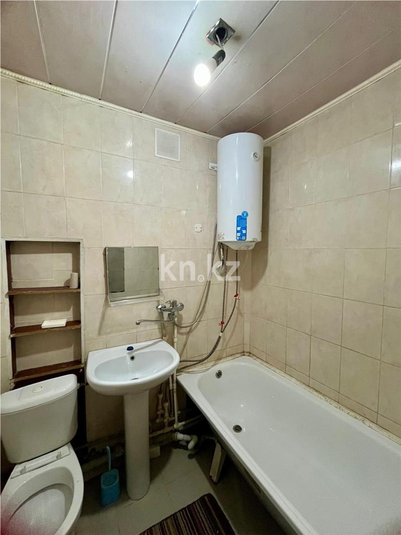 Продажа 2-комнатной квартиры, 40 м², ул. Локомотивная в Караганде - фото 6