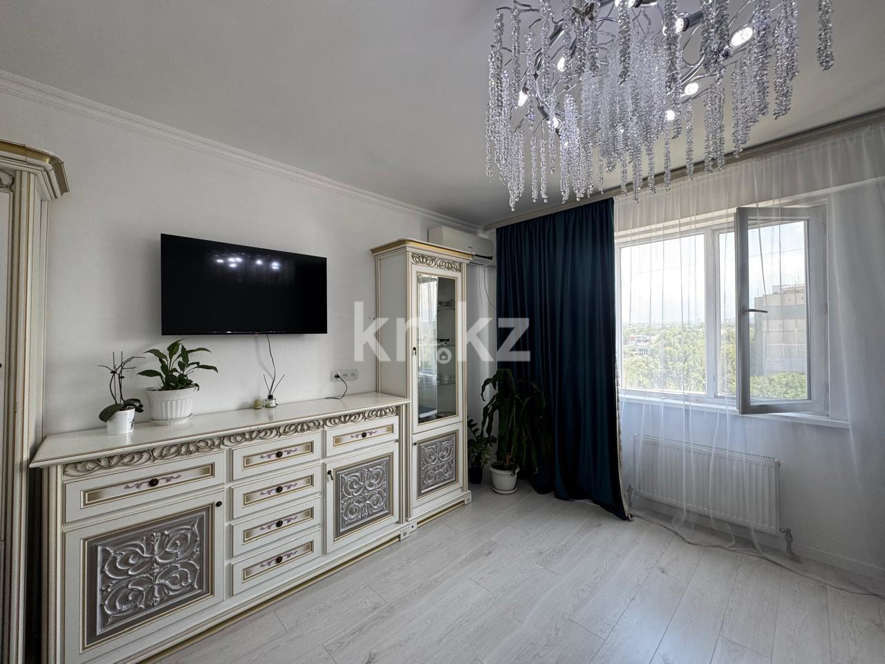 Продажа 3-комнатной квартиры, 84.7 м², мкр-н Аксай-1 в Алматы