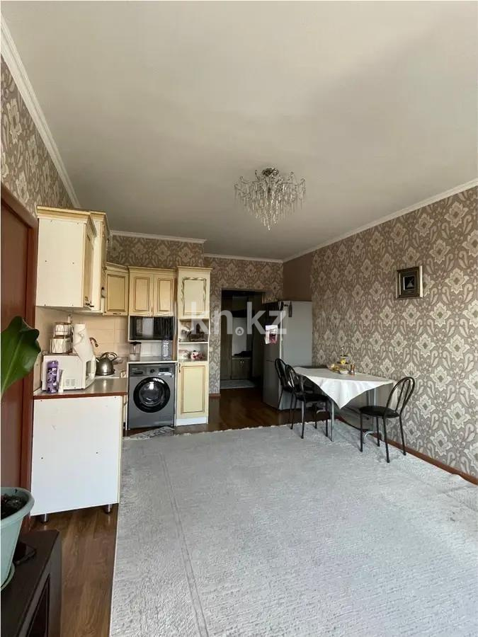 Продажа 2-комнатной квартиры, 56 м², мкр-н Акбулак, дом  35/1 в Алматы - фото 2