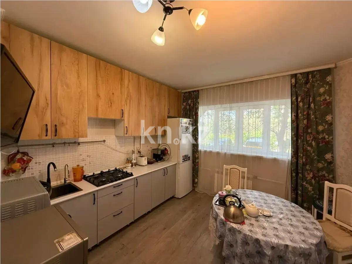 Продажа 3-комнатной квартиры, 72 м², мкр-н Аксай-3а, дом  80 в Алматы - фото 4