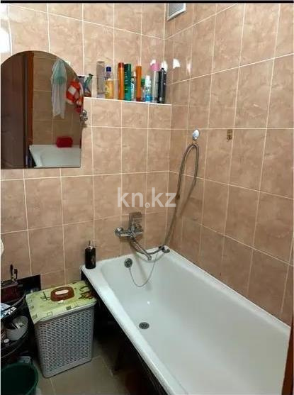 Продажа 3-комнатной квартиры, 64 м², мкр-н Казахфильм, дом  7 в Алматы - фото 5