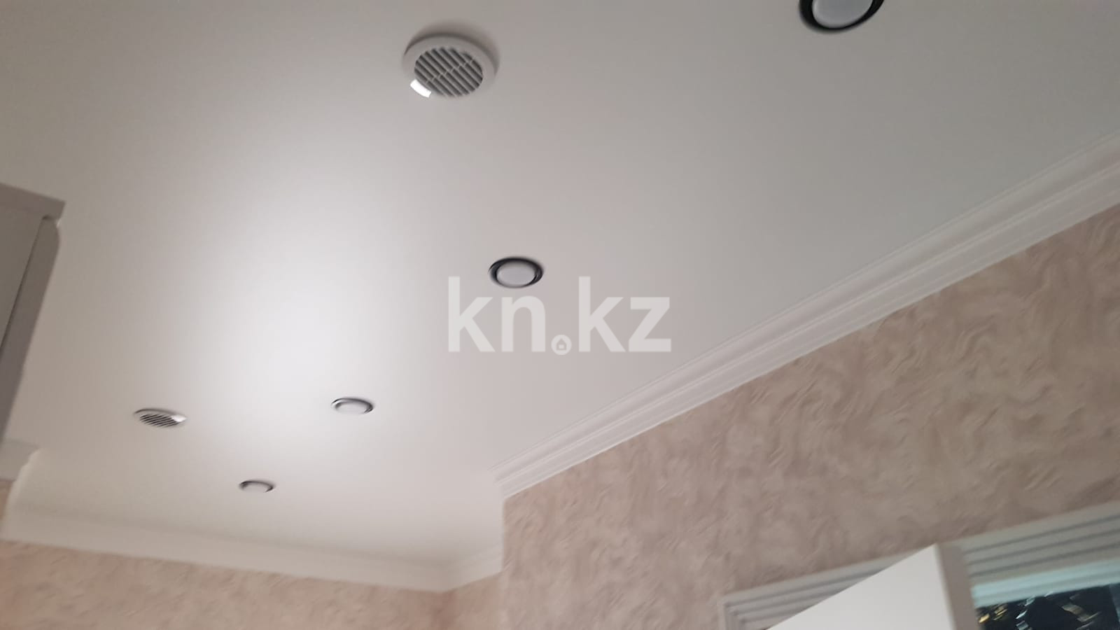 Продажа 2-комнатной квартиры, 42 м², ул. Толе би, дом  40 - ул. Баглановой в Астане - фото 10