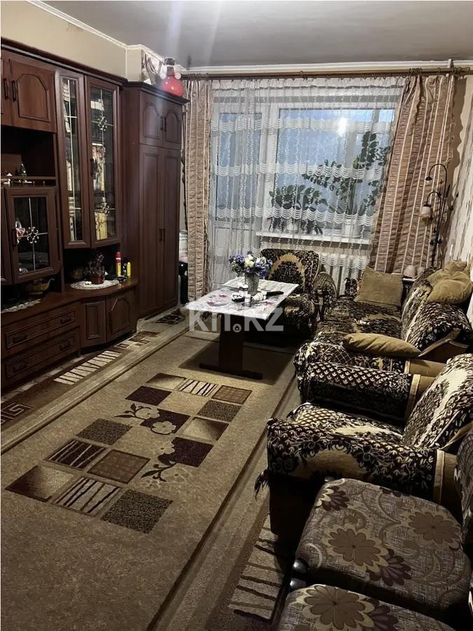 Продажа 3-комнатной квартиры, 61 м², 14 мкр., дом  4а - Продажа квартир в Караганде фото 1 из 6