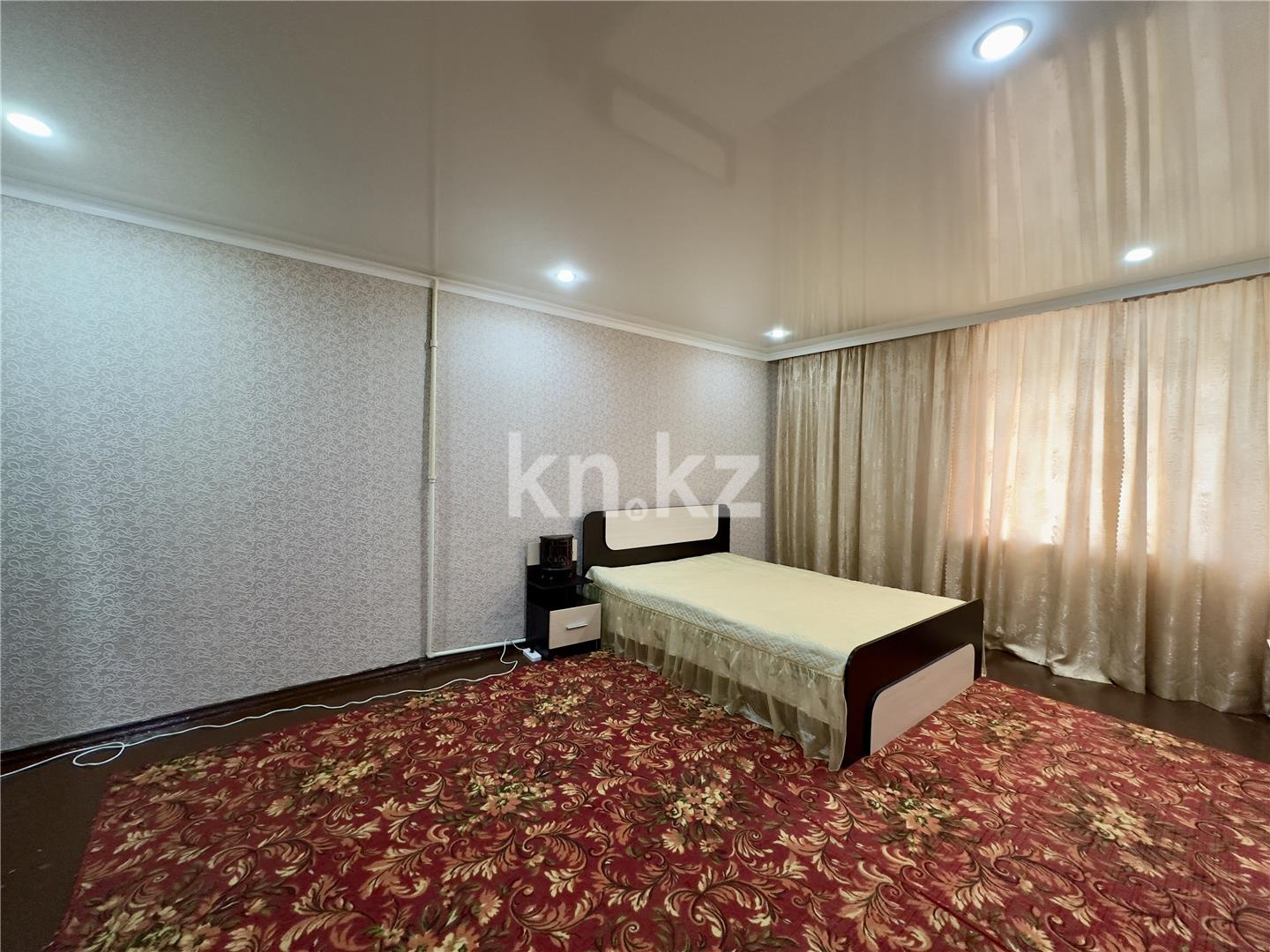 Продажа 3-комнатной квартиры, 62 м², ул. Язева, дом  17 - Продажа  трехкомнатных квартир в Караганде фото 6 из 21