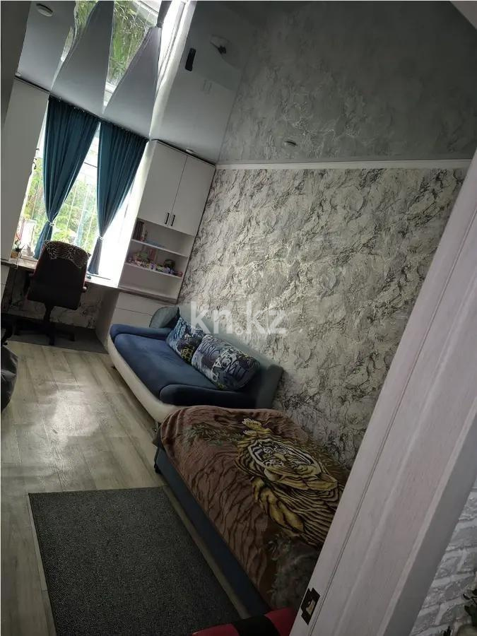 Продажа 3-комнатной квартиры, 64 м², ул. Санаторная, дом  7 - Продажа квартир в Караганде фото 1 из 4