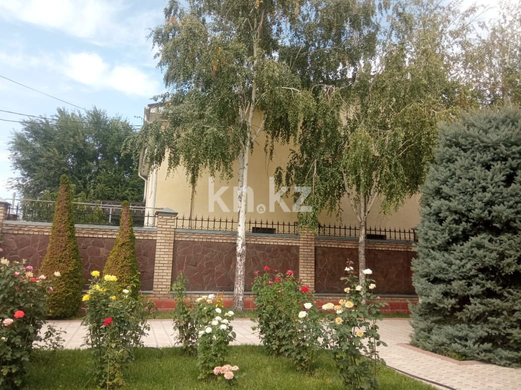 Продажа 7-комнатного дома, 300 м², Попова, дом  58 - Продажа домов, коттеджей в Казахстане фото 2 из 28