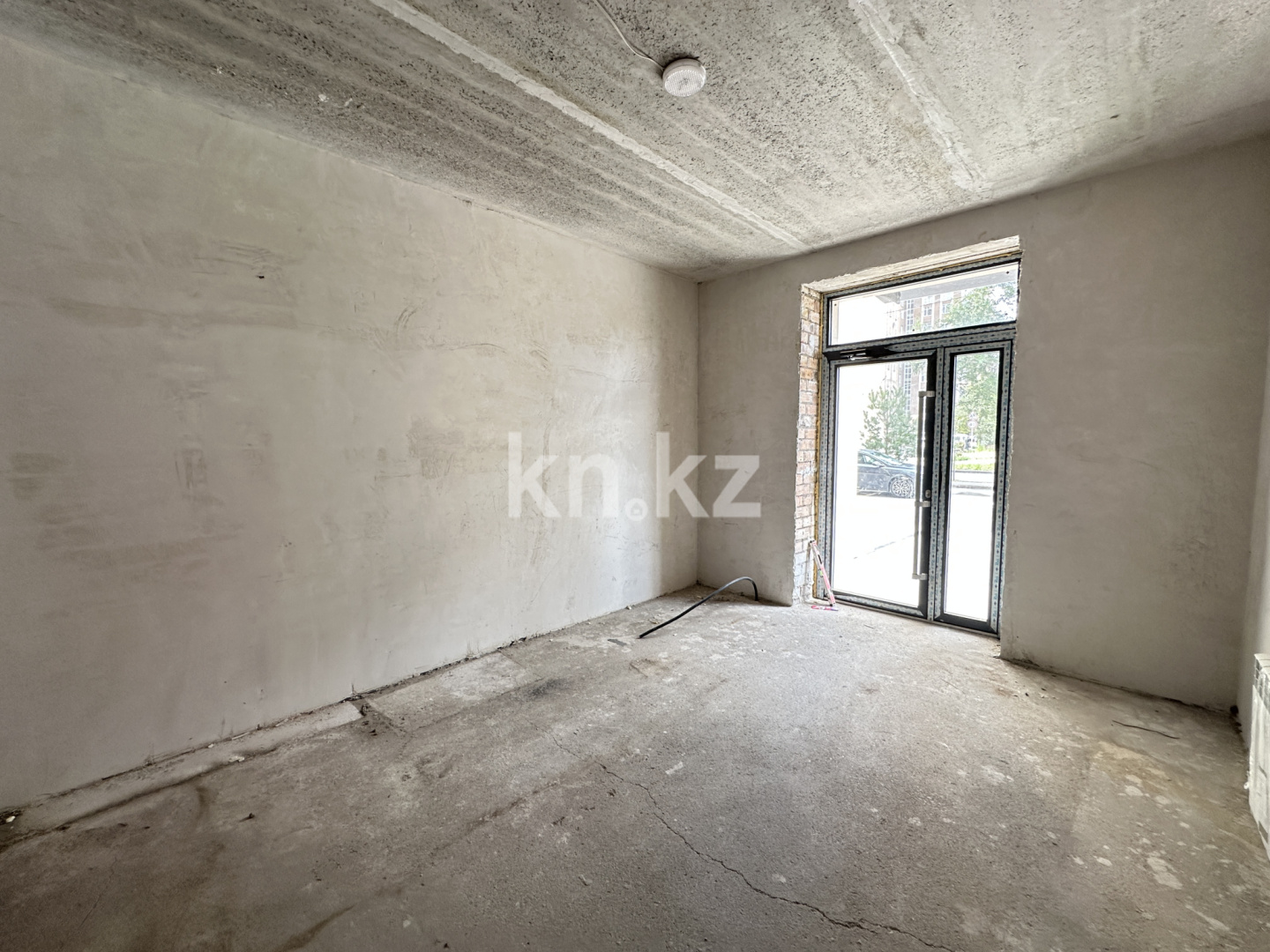 Продажа , 48.1 м², мкр-н Степной-2, дом  18/2 - Продажа офисных и торговых помещений в Караганде фото 6 из 12