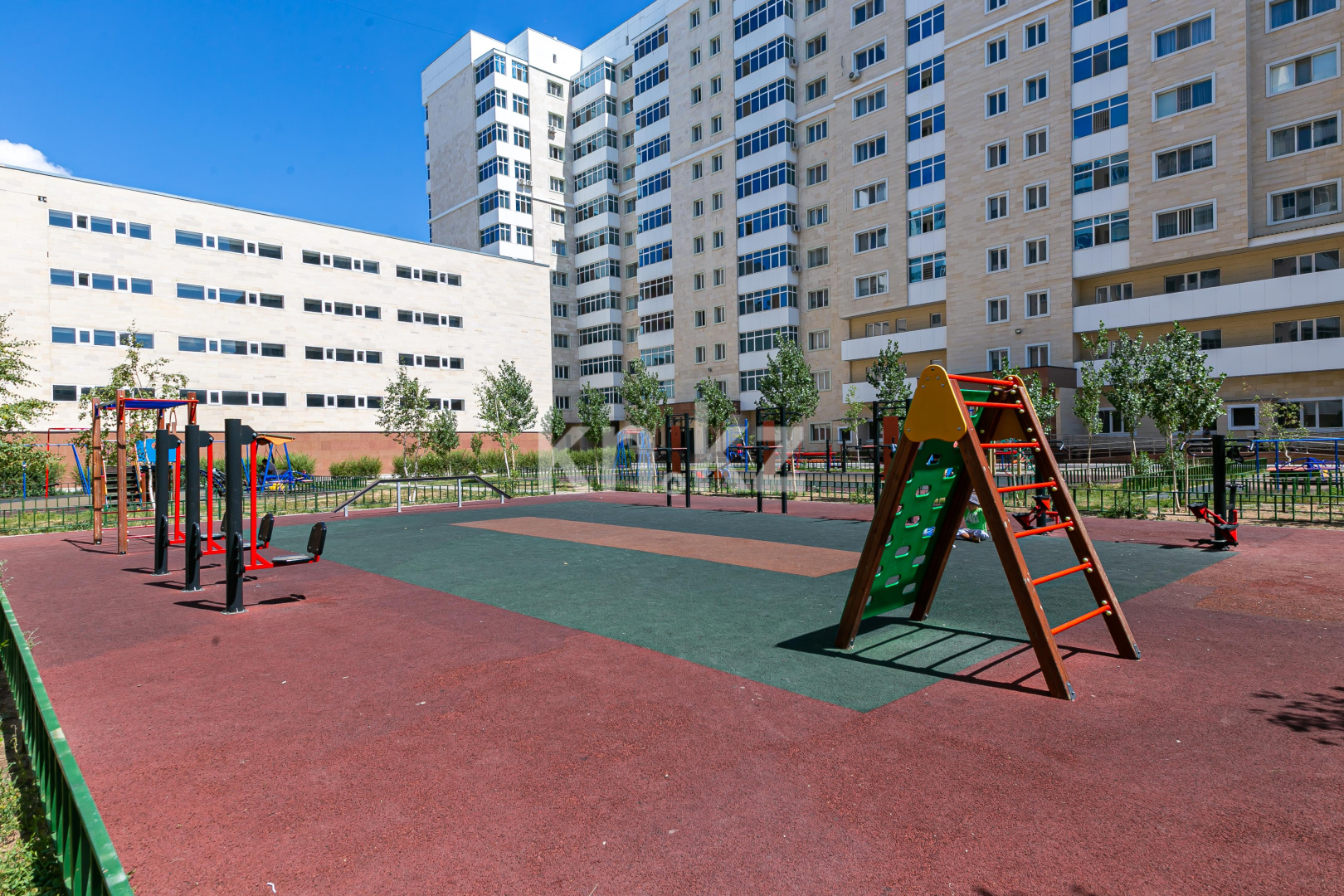 Продажа 2-комнатной квартиры, 79 м², пр. Туран, дом  56 в Астане - фото 12