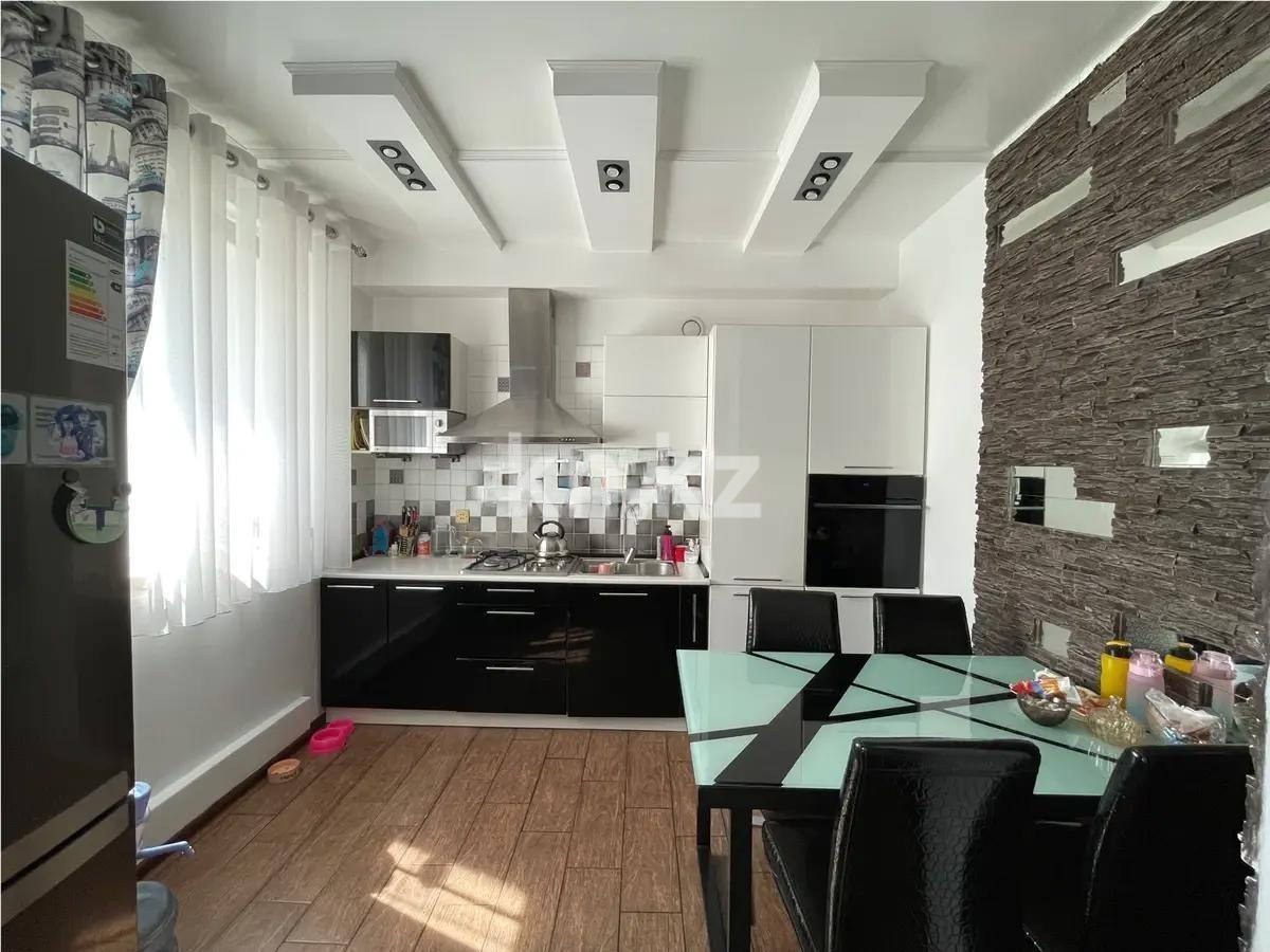 Продажа 3-комнатной квартиры, 74 м² - Продажа трехкомнатных квартир в Караганде - страница 2 фото 4 из 5