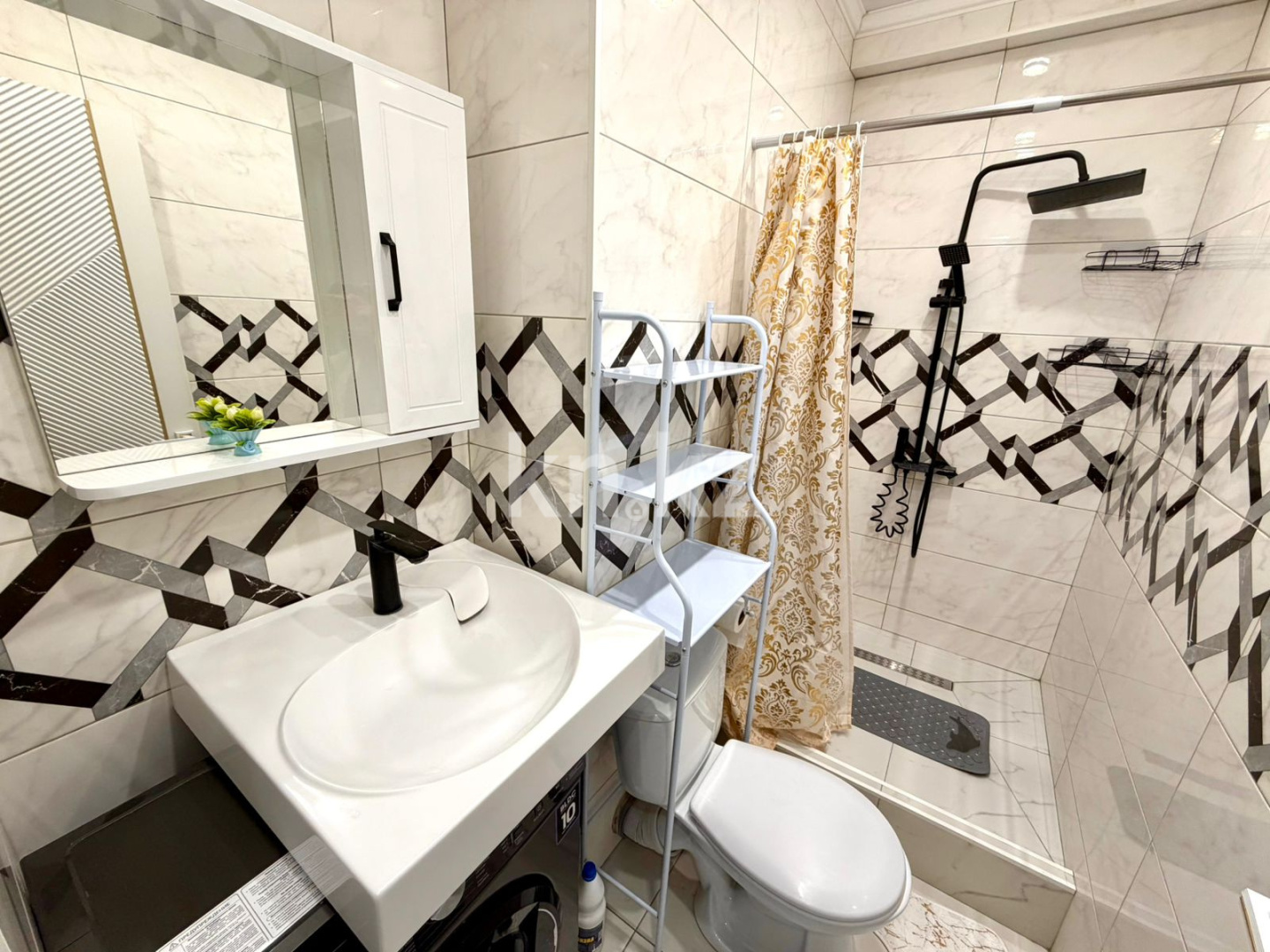 Продажа 2-комнатной квартиры, 51 м² в Алматы - фото 10