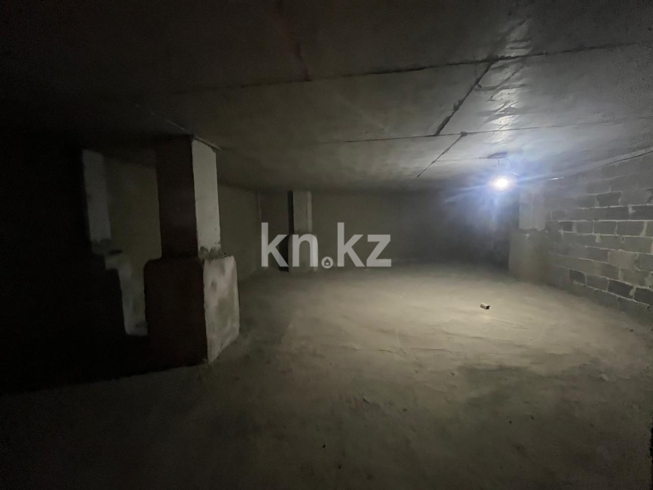 Продажа , 49 м², пр. Республики, дом  42 - Продажа офисных и торговых помещений в Караганде фото 2 из 4