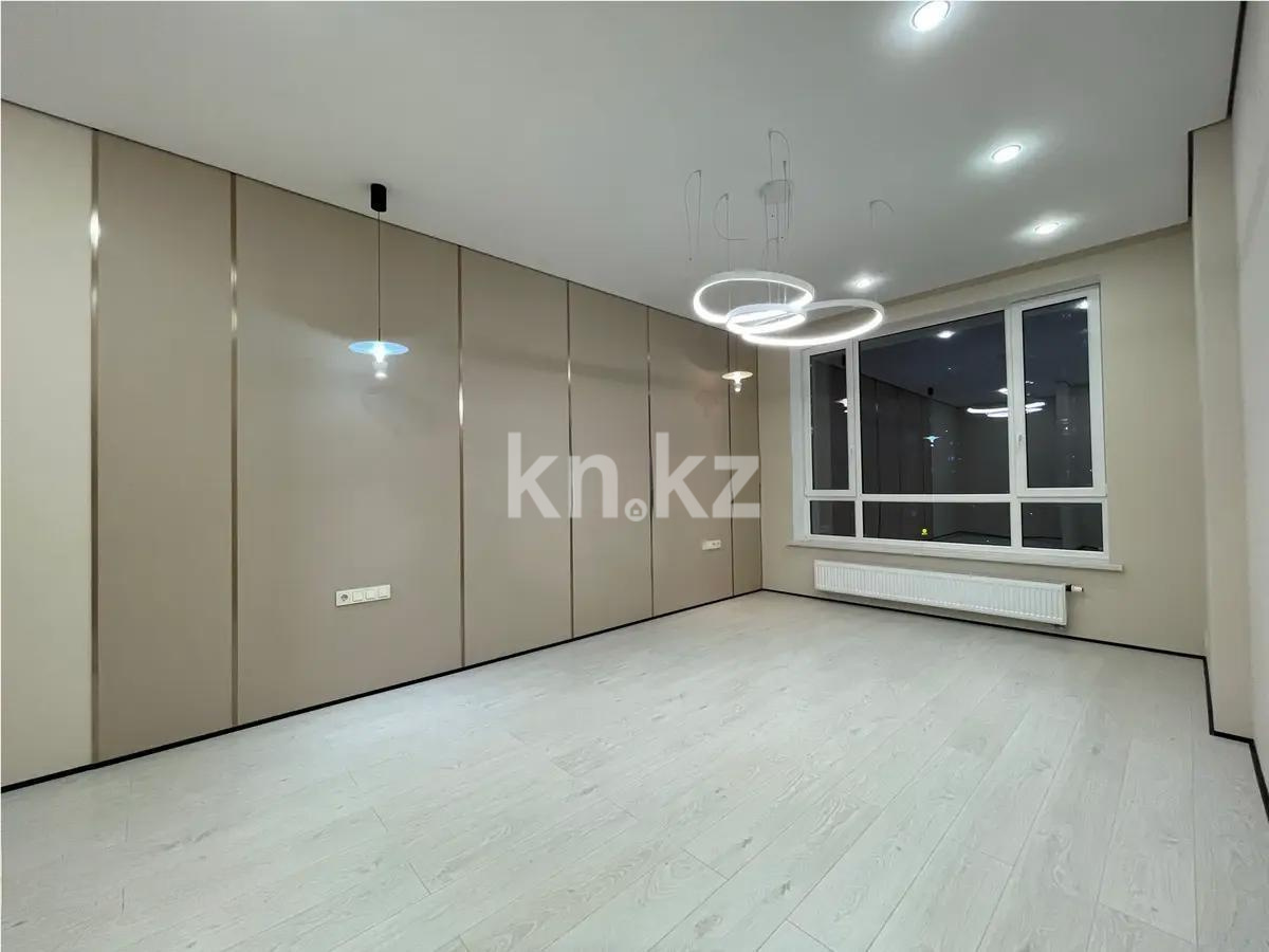 Продажа 4-комнатной квартиры, 150 м², пр. Аль-Фараби, дом  27/2 - Продажа  четырехкомнатных квартир в Алматы фото 1 из 4