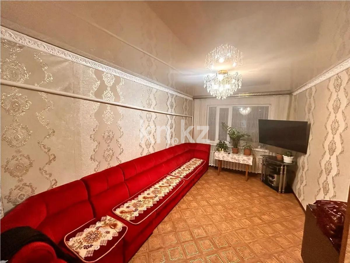 Продажа 3-комнатной квартиры, 61 м², ул. Бадина, дом  30 - Продажа  трехкомнатных квартир в Караганде без посредников фото 1 из 6