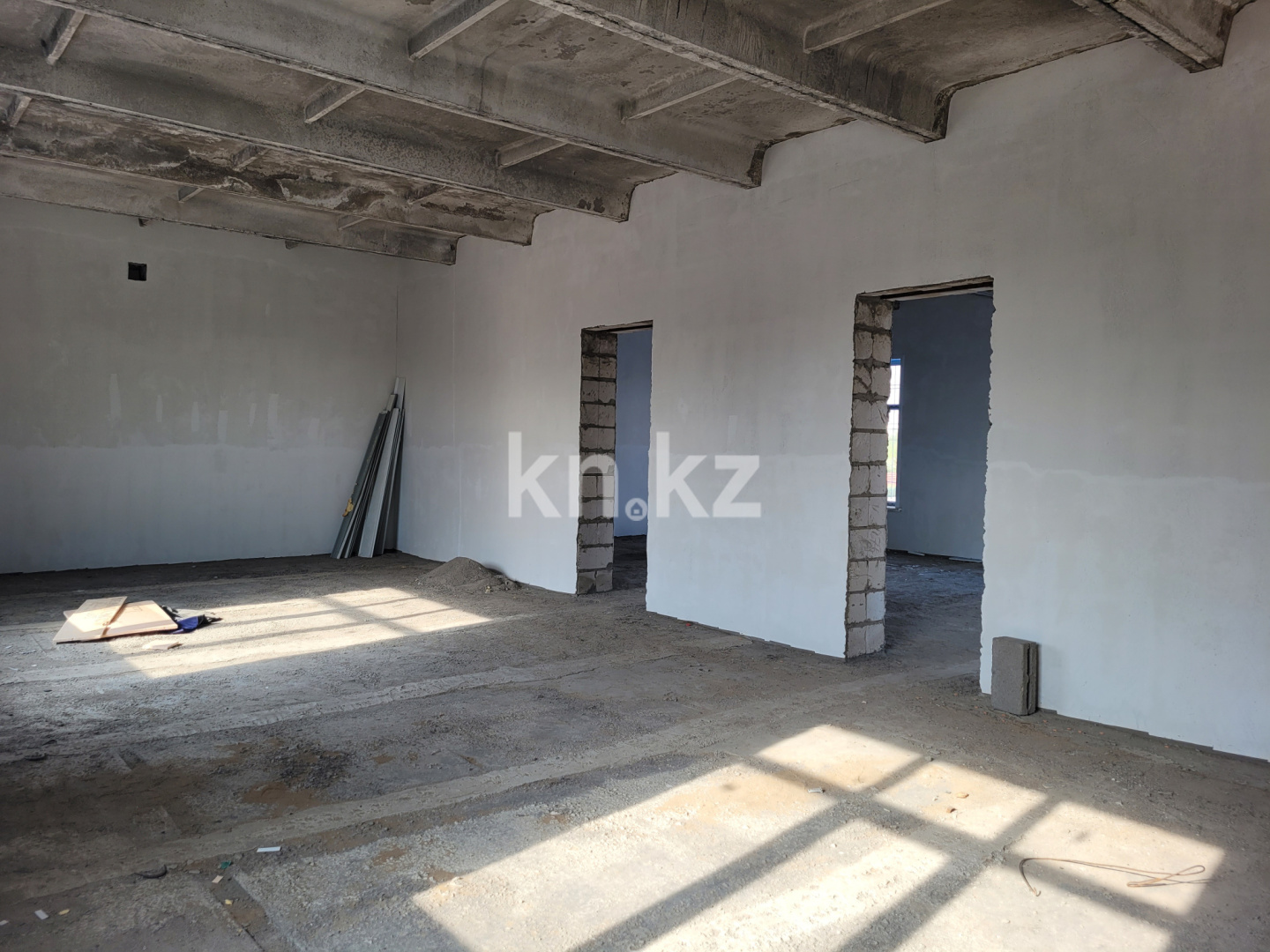 Продажа 6-комнатного дома, 288 м², ул. Ондасынова - Продажа домов, коттеджей в Караганде фото 10 из 18