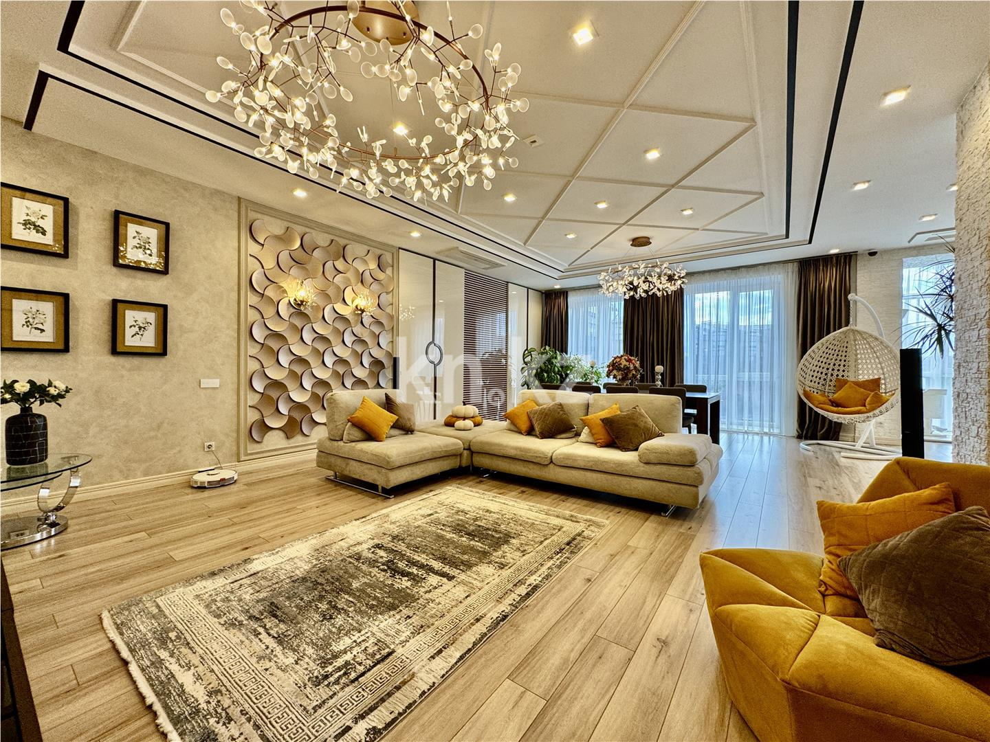 Продажа 4-комнатной квартиры, 198 м², ул. Ботаническая, дом  12/12 в Караганде - фото 9