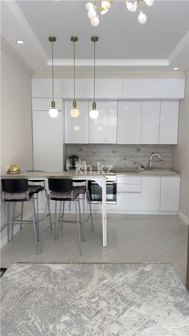 Продажа 2-комнатной квартиры, 46 м² - Продажа двухкомнатных квартир в Караганде - страница 2 фото 1 из 12