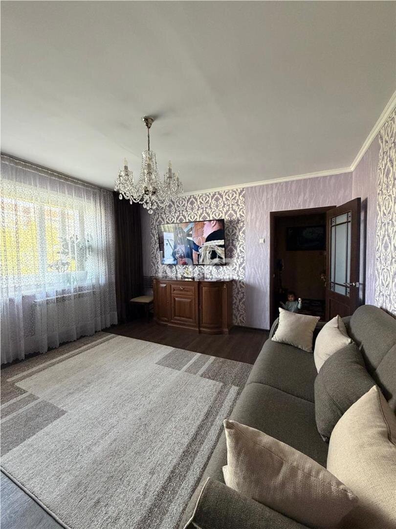 Продажа 4-комнатной квартиры, 82 м² в Караганде