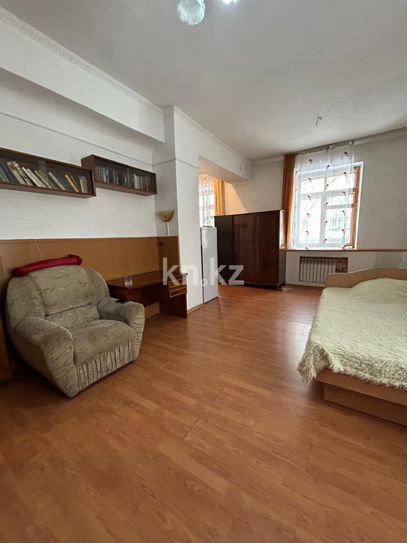 Продажа 1-комнатной квартиры, 45 м² - Продажа однокомнатных квартир в Усть-Каменогорске фото 1 из 14