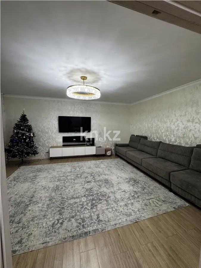 Продажа 4-комнатной квартиры, 138 м², ул. Сауран, дом  12/1 - Продажа квартир в Казахстане фото 1 из 8
