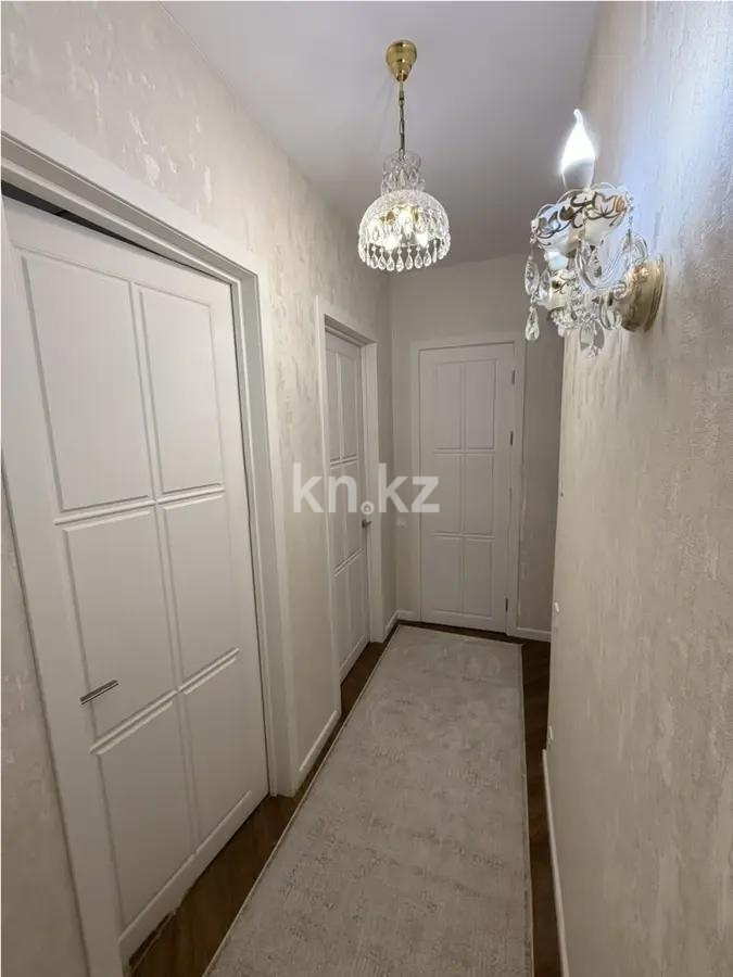 Продажа 4-комнатной квартиры, 136 м² - Продажа четырехкомнатных квартир в кирпичном доме в Астане - страница 2 фото 1 из 3