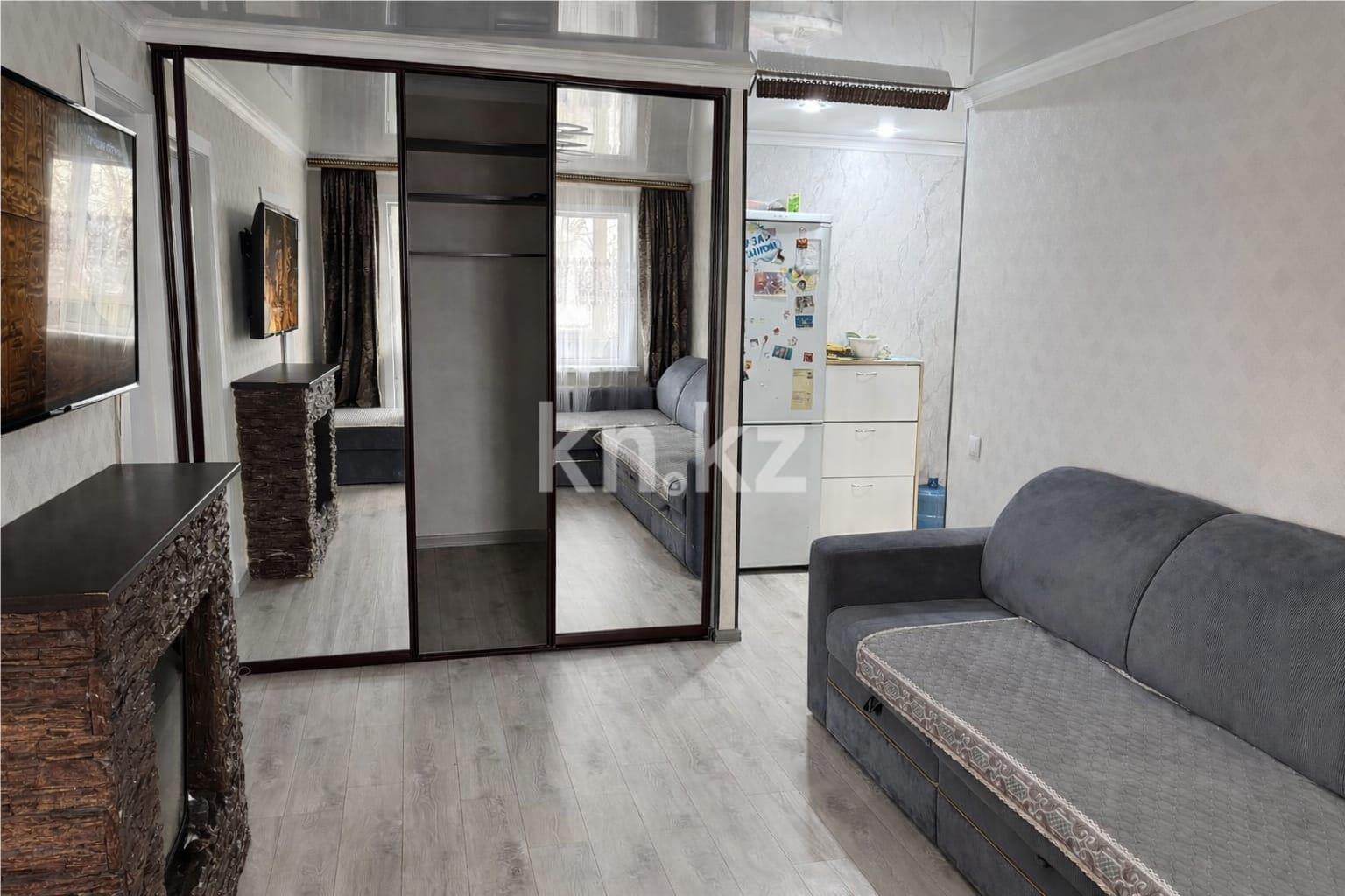 Продажа 3-комнатной квартиры, 47 м² - Продажа  трехкомнатных квартир в Караганде фото 2 из 8