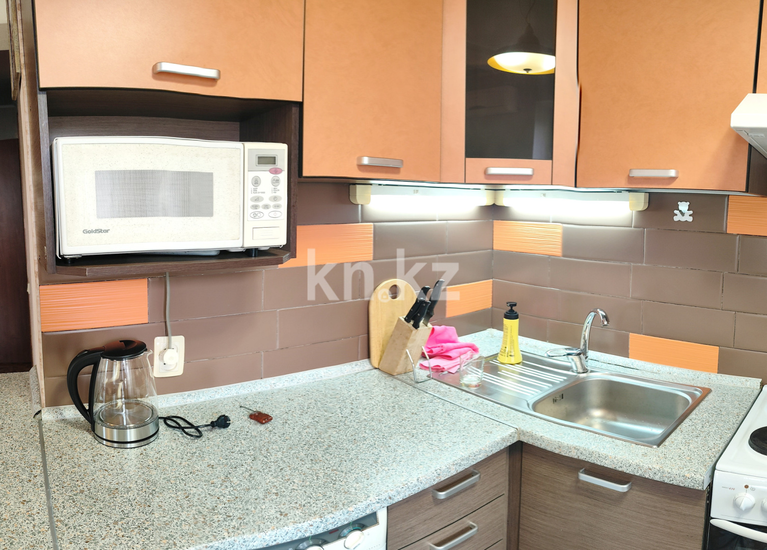 Аренда 1-комнатной квартиры, 50 м², мкр-н Самал-1, дом  31 - ул. Жолдасбекова - Аренда квартир помесячно в Алматы без посредников фото 8 из 18