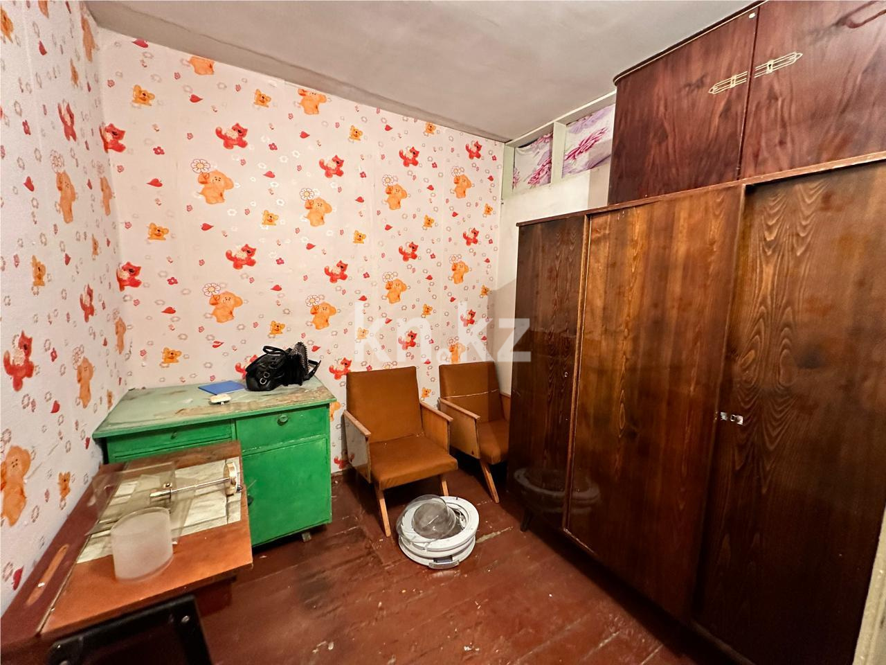 Продажа 3-комнатной квартиры, 42 м², мкр-н 12 - Продажа  трехкомнатных квартир в Караганде с фото фото 6 из 11